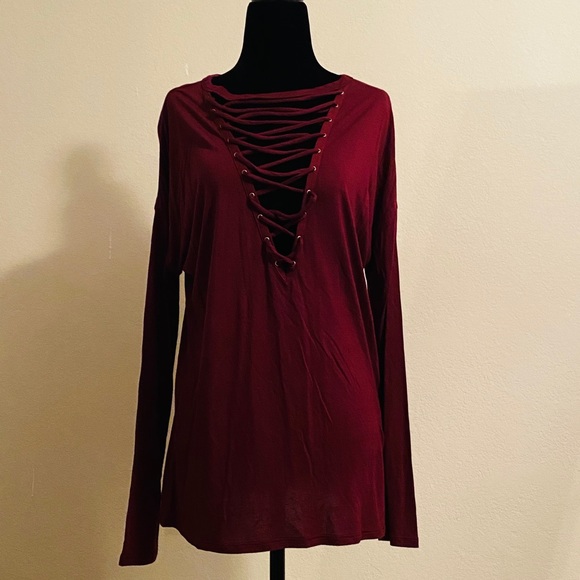 NWT Express lace up front long sleeve - Picture 2 of 4